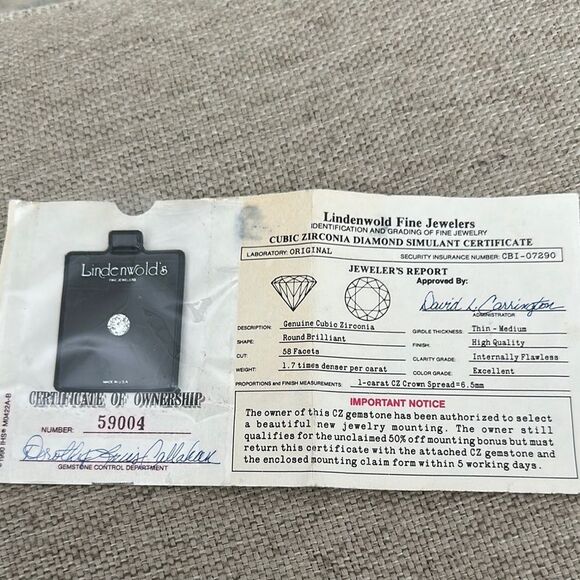 lindenwold Jewelry - Vtg 1-Carat CZ Crown Spread 6.5MM Stone Lindenwold Jewelers with Certificate